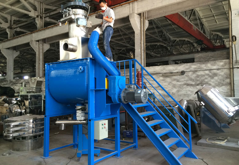 鋰電池混合機(jī)怎么選